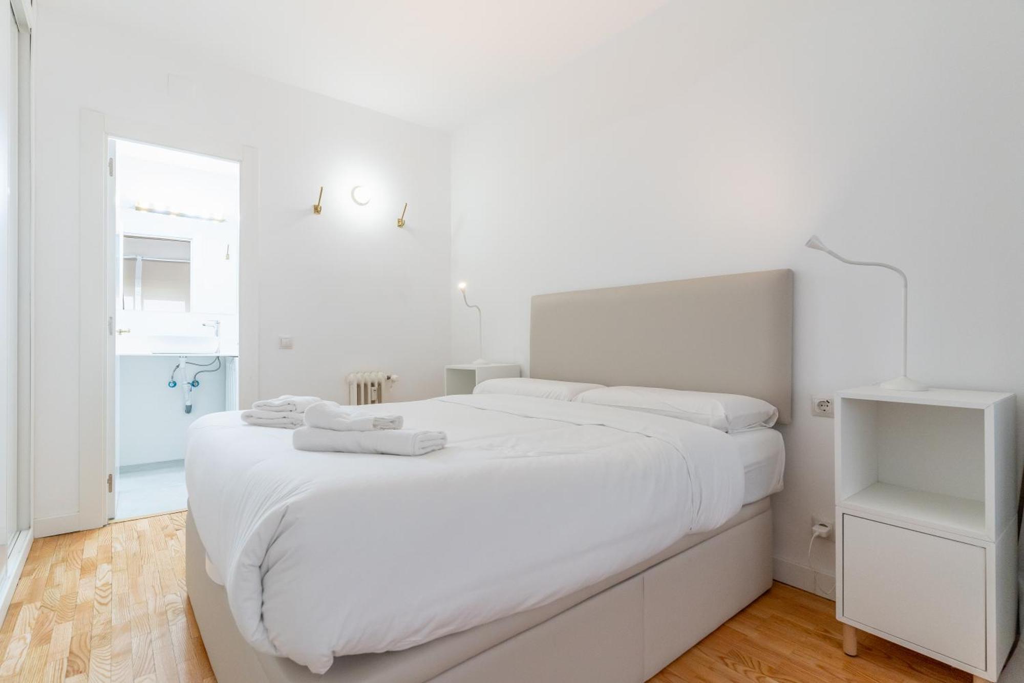 Cozy And Bright-1Bedroom 1Bathroom-Las Letras Madrid Dış mekan fotoğraf