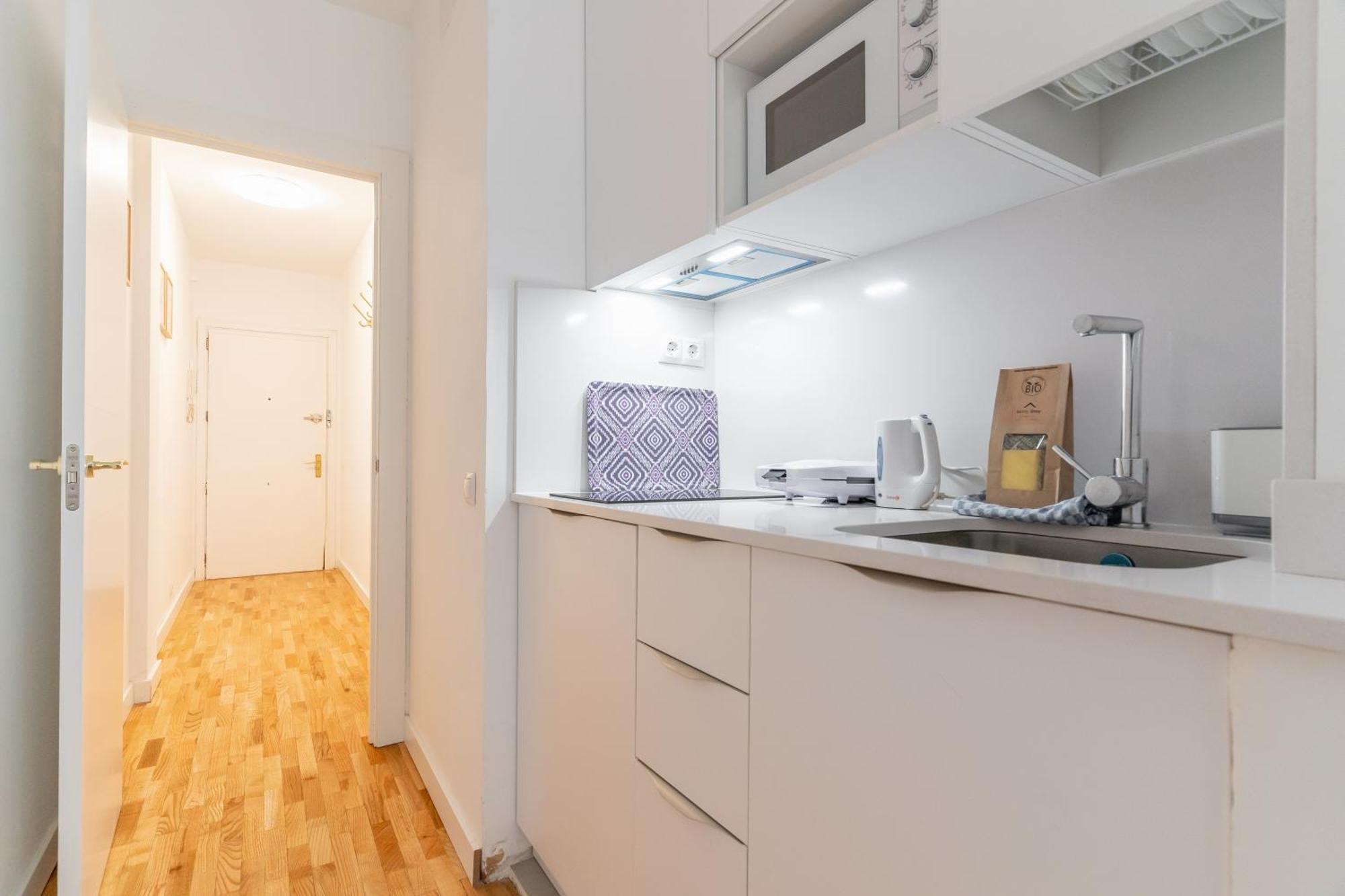 Cozy And Bright-1Bedroom 1Bathroom-Las Letras Madrid Dış mekan fotoğraf